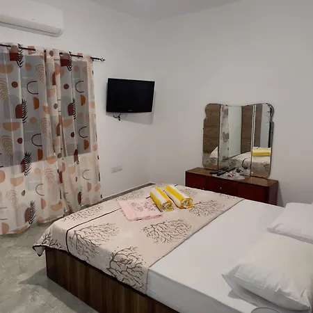 ゲストハウス Moena Guest House Dherinia