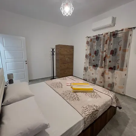 Moena Guest House *